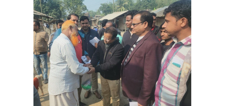 শিবগঞ্জে নৌকার প্রার্থী ডাক্তার শিমুলের গণসংযোগ-পথসভা