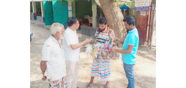 শিবগঞ্জে অসহায়-দুস্থ পরিবারের মাঝে ঈদ সামগ্রী বিতরণ