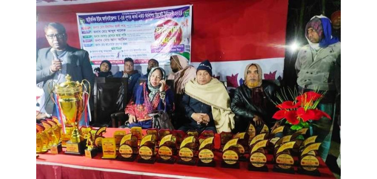 ভোলাহাটে নাইট মিনিপিচ ক্রিকেট টুর্নামেন্টের ফাইনাল খেলা অনুষ্ঠিত 