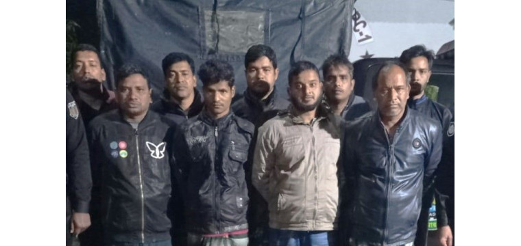 শিবগঞ্জে ৯ জুয়াড়ি আটক