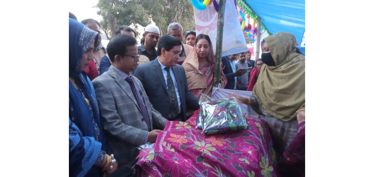 চাঁপাইনবাবগঞ্জের শিবগঞ্জে নারী উদ্যোক্তা মেলার  উদ্বোধন