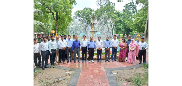 কালেক্টরেট শিশু পার্ক ও ইলা মিত্র সংগ্রহশালা পরিদর্শন করলেন সচিব মোকাম্মেল হোসেন