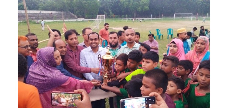 শিবগঞ্জে বঙ্গবন্ধু-বঙ্গমাতা প্রাথমিক বিদ্যালয় ফুটবল টুর্নামেন্টের ফাইনাল