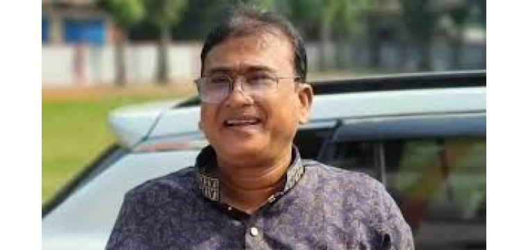কসাই দিয়ে হাড়-মাংস আলাদা করা হয় এমপি আজীমের 