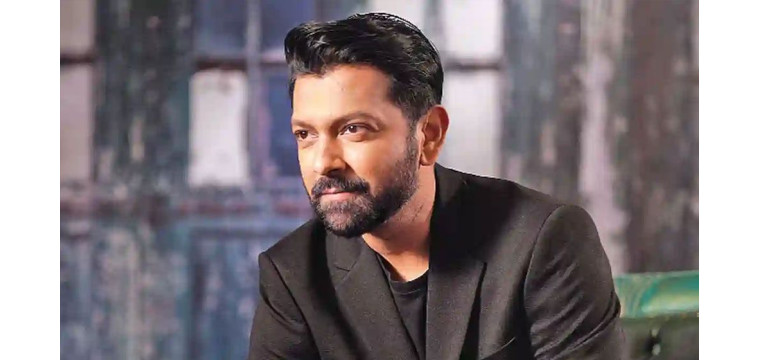 একসঙ্গে দুই কাজে তাহসান