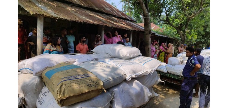 মোহনপুরে উচ্ছেদসহ নিষিদ্ধ পলিথিন জব্দ