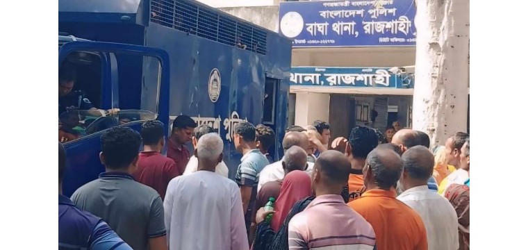 রাজশাহীতে র‌্যাবের উপর হামলা :আটক ১৬ 
