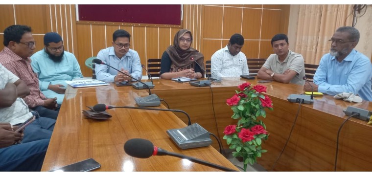 গোমস্তাপুর উপজেলার সার্বিক বিষয় নিয়ে ইউএনওর মতবিনিময় 