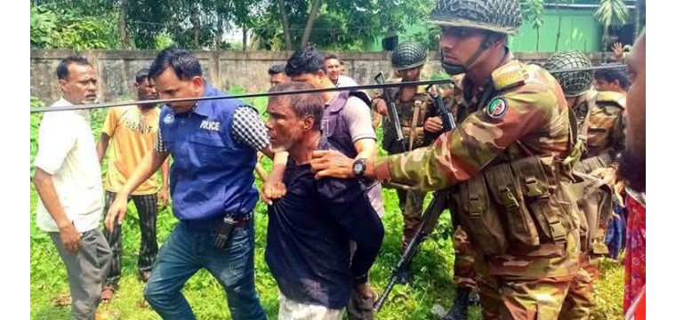 মাদরাসায় হামলা ঘটনায় অস্ত্রসহ আটক ৩