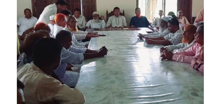 রহনপুর ইউনিয়ন বিএনপির নেতাকর্মীদের মাঝে ৩১ দফার লিফলেট বিতরণ ও দলীয় আলোচনা সভা