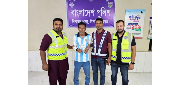 শিবগঞ্জে ১০ বছরের সাজাপ্রাপ্ত পলাতক আসামি গ্রেপ্তার