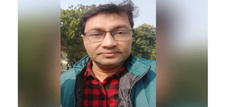 রাজশাহীর পদ্মাপাড়ে মুখে স্কচটেপ প্যাঁচানো ব্যবসায়ীর লাশ উদ্ধার