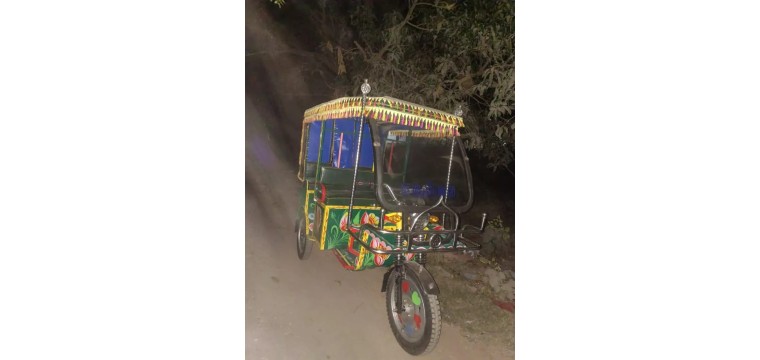 চাঁপাইনবাবগঞ্জের দক্ষিণ শহরে চালককে অজ্ঞান করে অটো ছিনতাই 