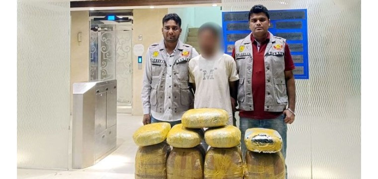 ৩০ কেজি গাঁজাসহ যুবক গ্রেফতার