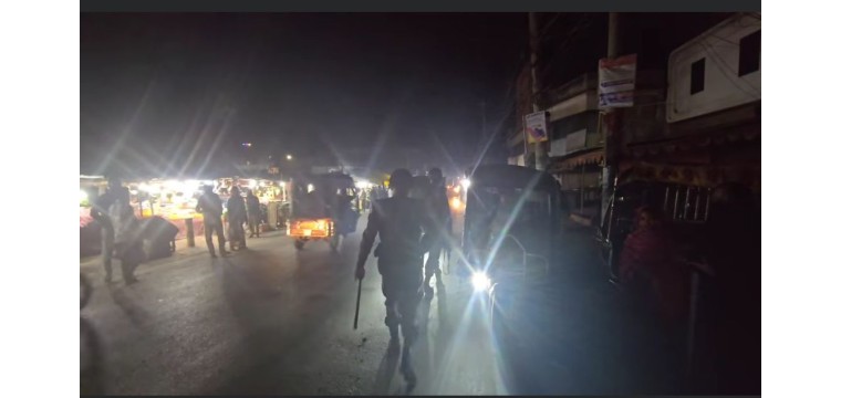 চাঁপাইনবাবগঞ্জে ককটেল হামলায় ইউপি চেয়ারম্যানসহ আহত ৫