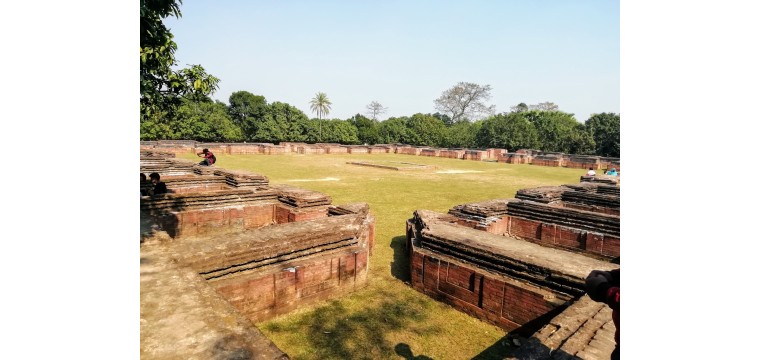বিলুপ্তির পথে দেশের প্রথম বিশ্ববিদ্যালয়ের স্মৃতিচিহ্ন