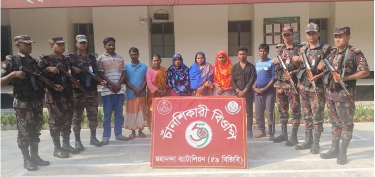 ভোলাহাট চাঁনশিকারী সীমান্ত দিয়ে ৮ জনকে বিএসএফের পুশইন