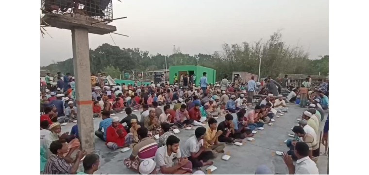 শিবগঞ্জে আজগবি সূর্য তরুণ ক্লাবের ইফতার মাহফিল অনুষ্ঠিত