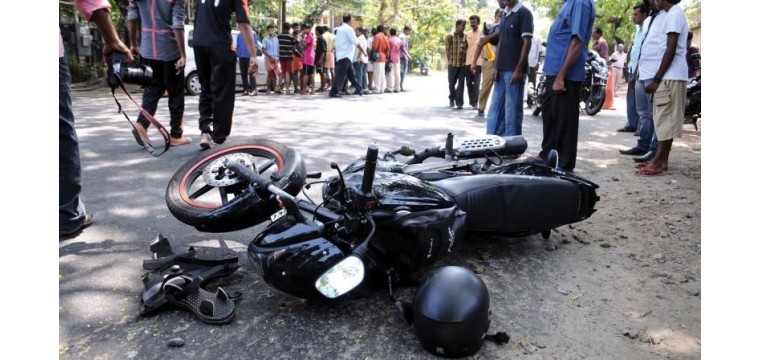 গোমস্তাপুরে সড়ক দুর্ঘটনায় একজন নিহত