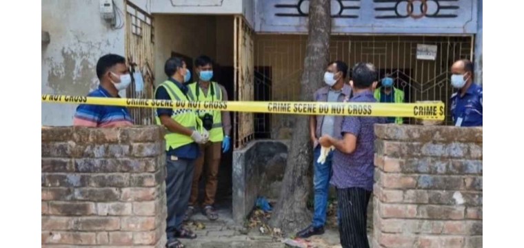চাঁপাইনবাবগঞ্জে নিজ বাড়ি থেকে আইনজীবীর গলিত মরদেহ উদ্ধার