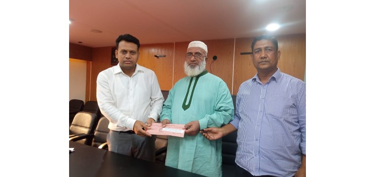 শিবগঞ্জে বিভিন্ন প্রতিষ্ঠানে নগদ অর্থ প্রদান