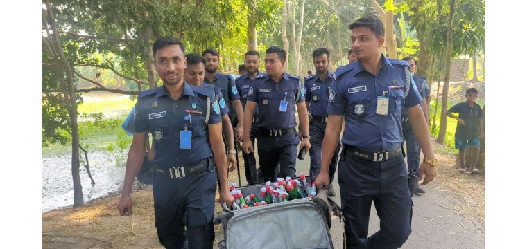 ফরিদপুরে লাগেজভর্তি ৩২ পেট্রলবোমা উদ্ধার