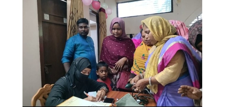 চাঁপাইনবাবগঞ্জে হক ক্লিনিক এ্যান্ড ডায়াগনস্টিক সেন্টারে ফ্রি মেডিকেল ক্যাম্প অনুষ্ঠিত