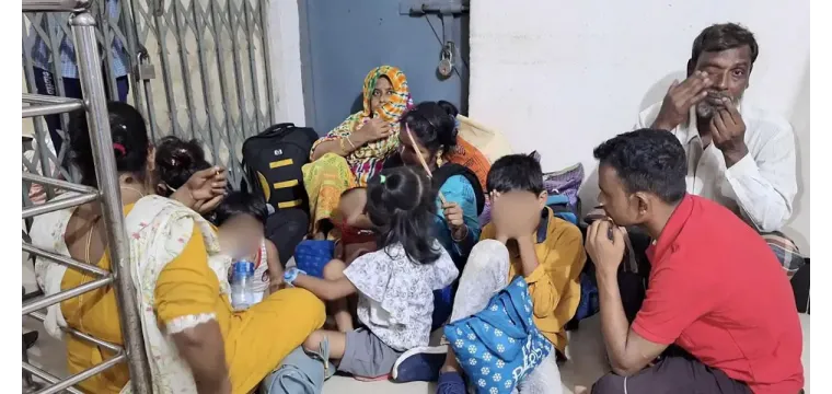 সীমান্তে ১০ বাংলাদেশিকে হস্তান্তর করলো বিএসএফ