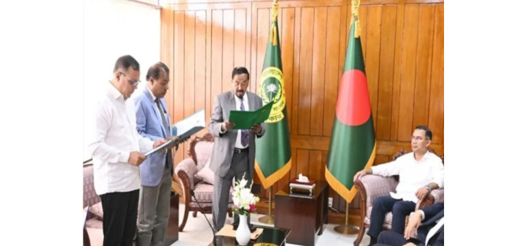 প্রধানমন্ত্রীর উপস্থিতিতে নবনির্বাচিত দুই সংসদ সদস্যের শপথ গ্রহণ