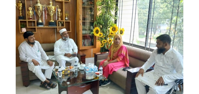 নাচোল উপজেলা প্রশাসনের সাথে এমপি মিজানুর এর ঈদ শুভেচ্ছা